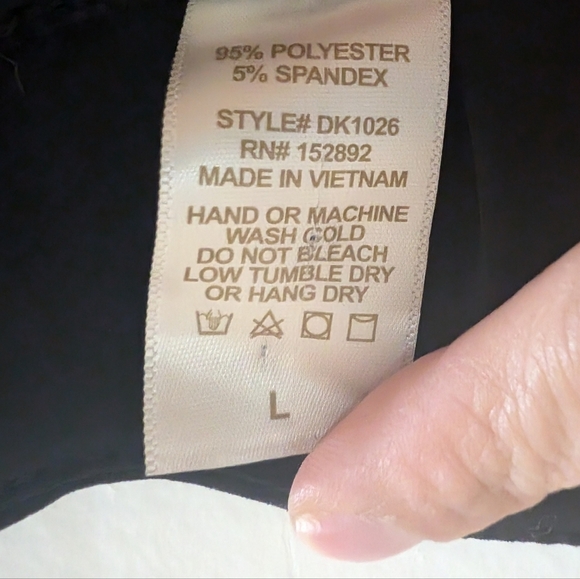 ELH Studio Black Dress with Ruched Design - Picture 7 of 9